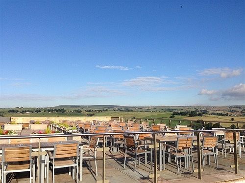 Inn The Fleece At Barkisland 3*